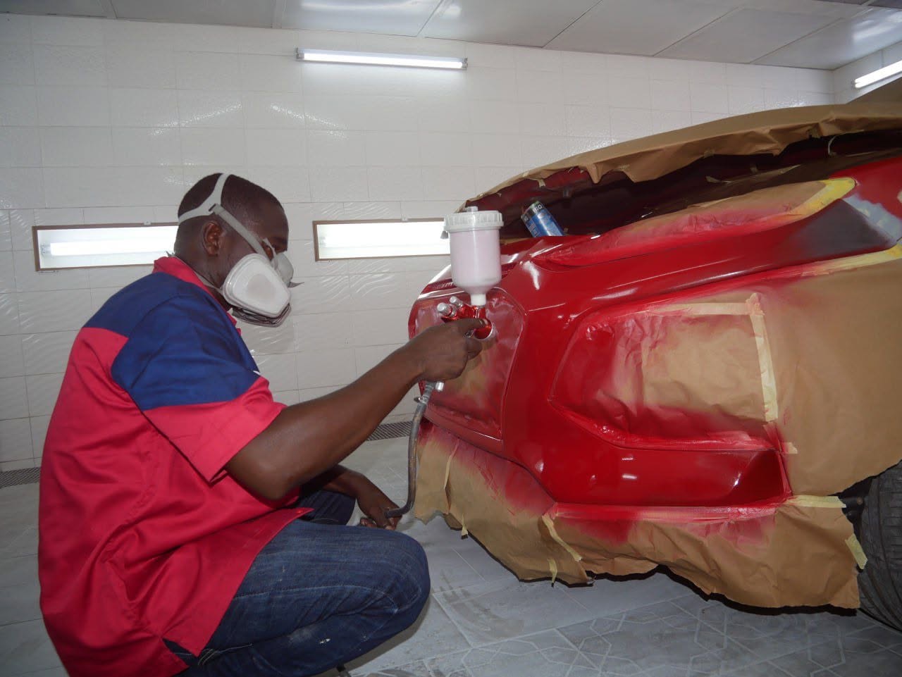 Peinture en cabine — Notre savoir-faire chez PMG CAR